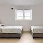 Luna Maris By Interhome *