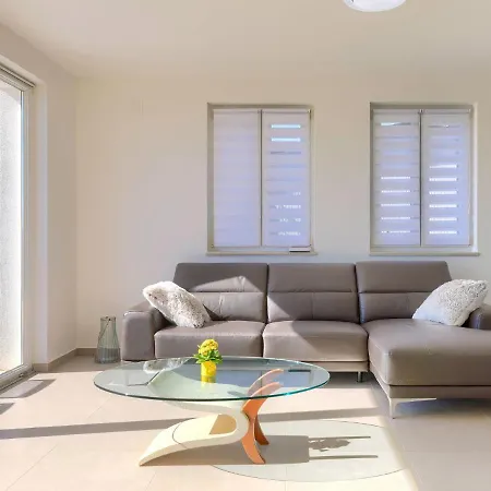 Luna Maris By Interhome Umag