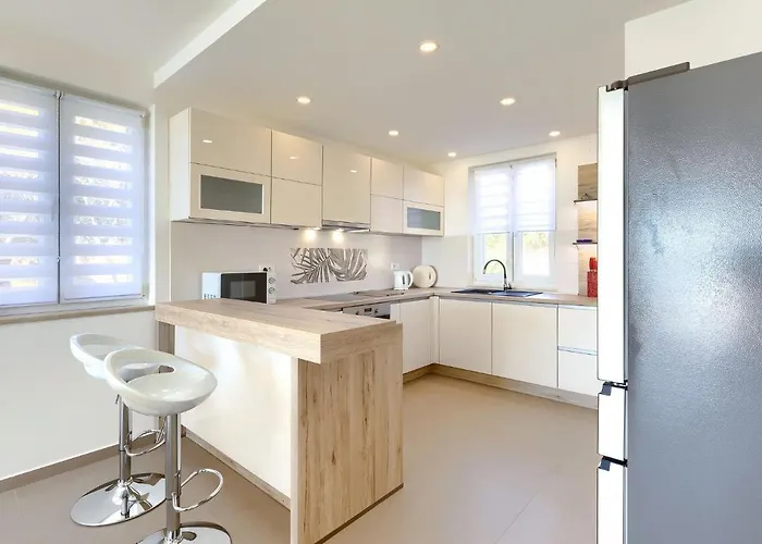 Luna Maris By Interhome *