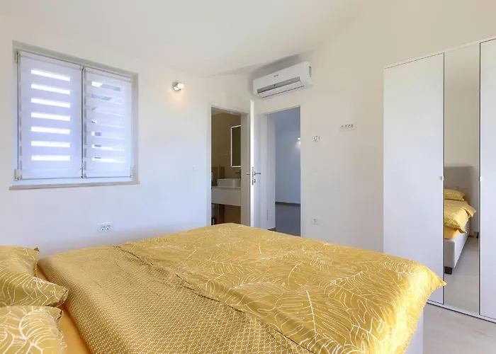 Luna Maris By Interhome