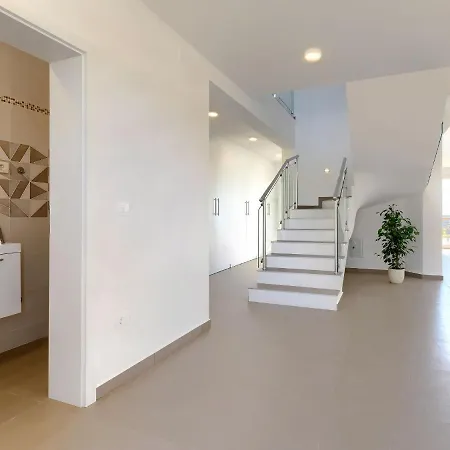 Feriehus Luna Maris By Interhome Umag