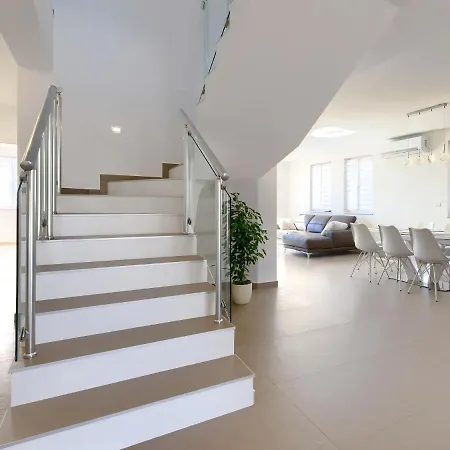 Luna Maris By Interhome